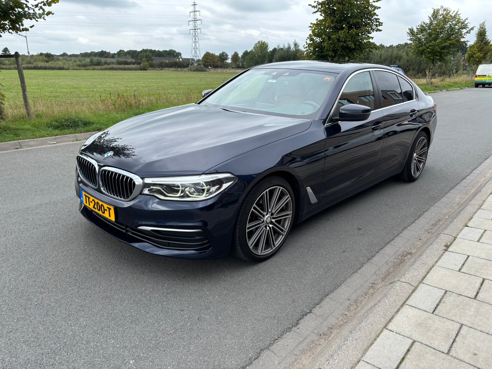 BMW 5-Serie 520i 184pk Aut. 2018 Blauw, 1998 cc, Achterwielaandrijving, 4 cilinders, 2000 kg