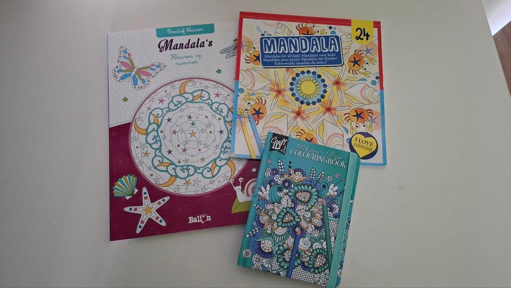Mandala kleurboeken set - 3 stuks, Ophalen of Verzenden, Zo goed als nieuw, Diverse auteurs, Non-fictie