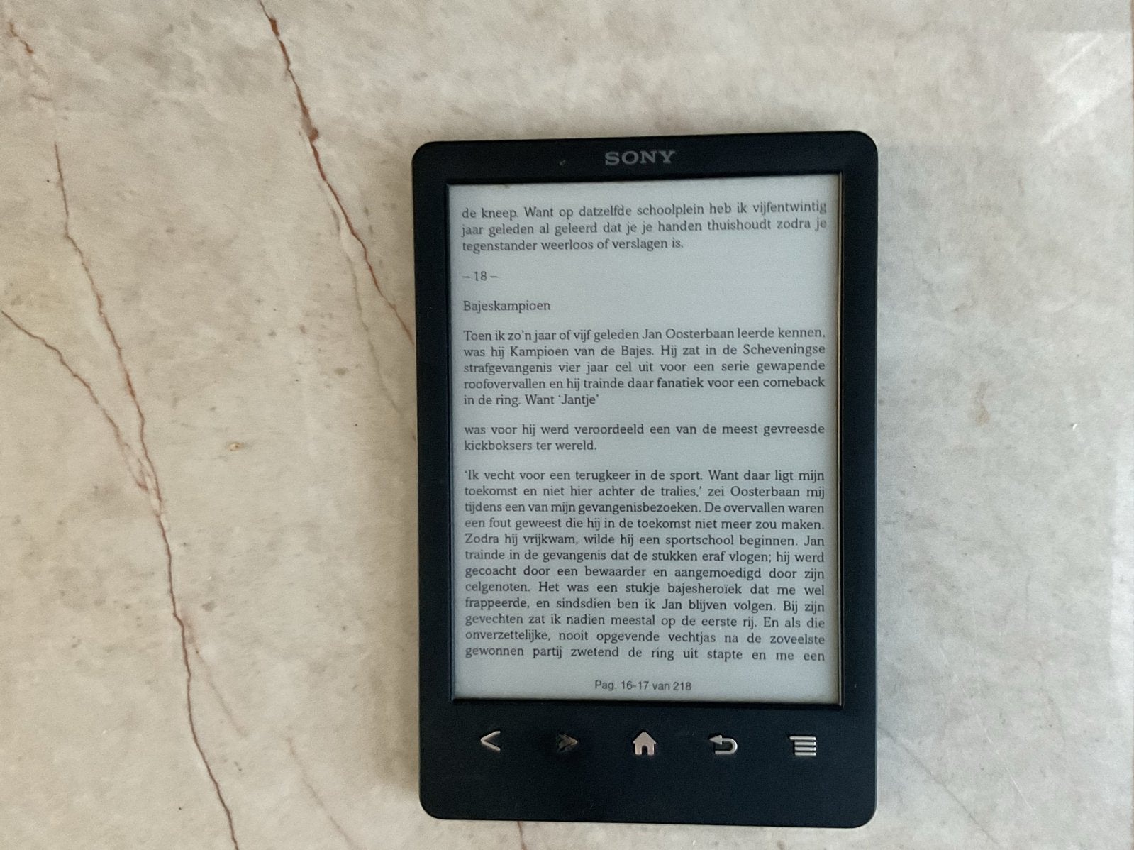 🔥 Goedwerkende Sony E-reader PRS-T3 met 200 boeken🔥, Ophalen of Verzenden, Zo goed als nieuw, 4 GB of minder, Touchscreen