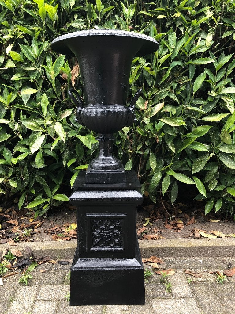 Gietijzeren plantenbak-vaas voor buiten-zwart, mooi !, Tuin en Terras, Ophalen of Verzenden, ., ., .