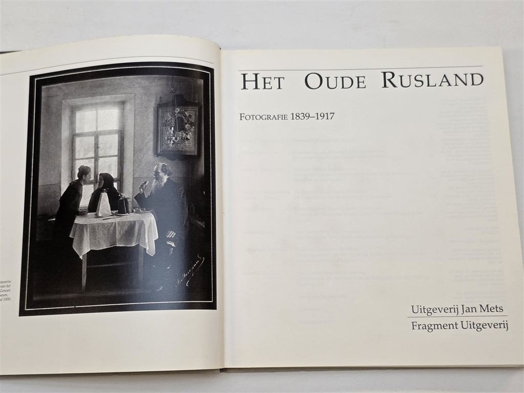 Het Oude Rusland — Fotografie 1839-1917 Fotoboek, Boeken, Ophalen of Verzenden, Gelezen, Afrika