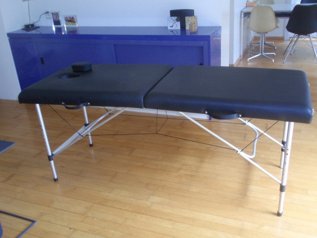 inklapbare massage tafel en inhoogte verstelbaar, Sport en Fitness, Massageproducten, Ophalen, Zo goed als nieuw, Massagetafel