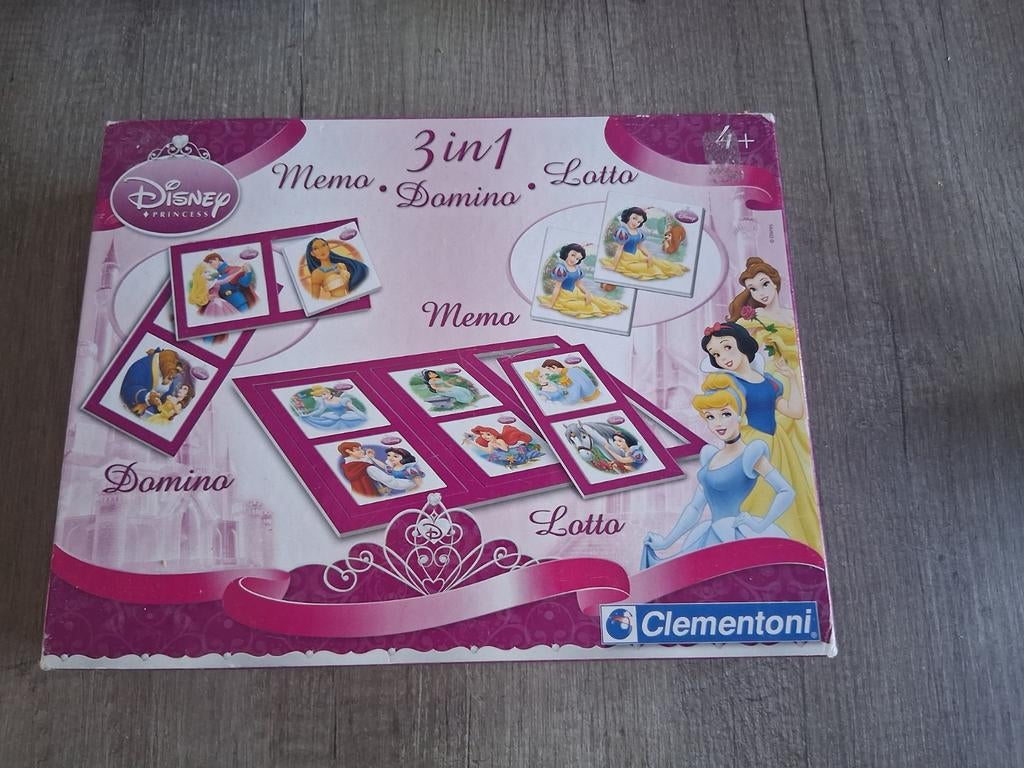 Disney 3 in 1 memo lotto domino, Drie of vier spelers, Ophalen of Verzenden, Zo goed als nieuw, Clementoni