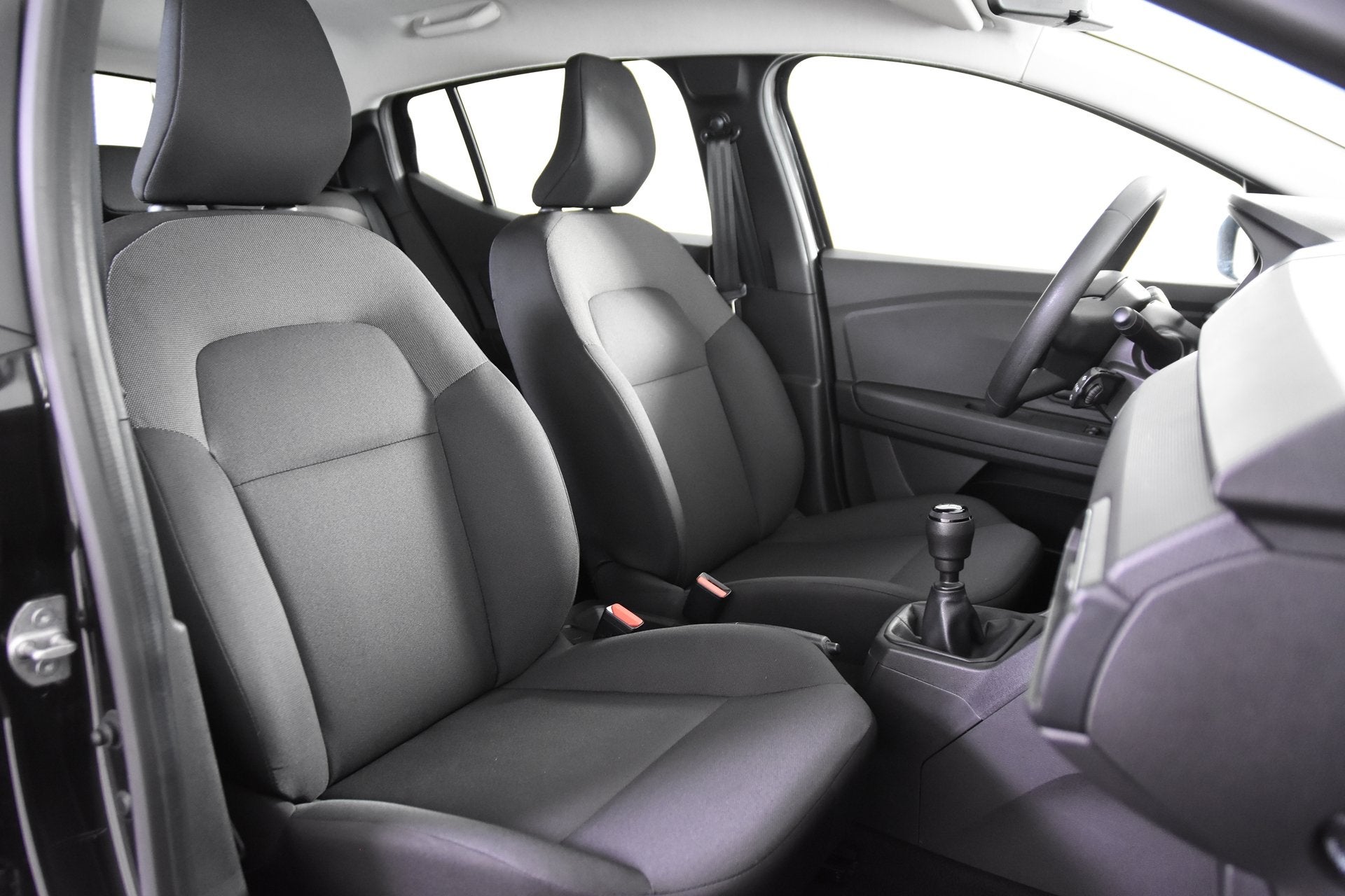 Dacia Sandero *Cruise Control*DAB* (bj 2021), Auto's, Voorwielaandrijving, Stof, Gebruikt, Zwart