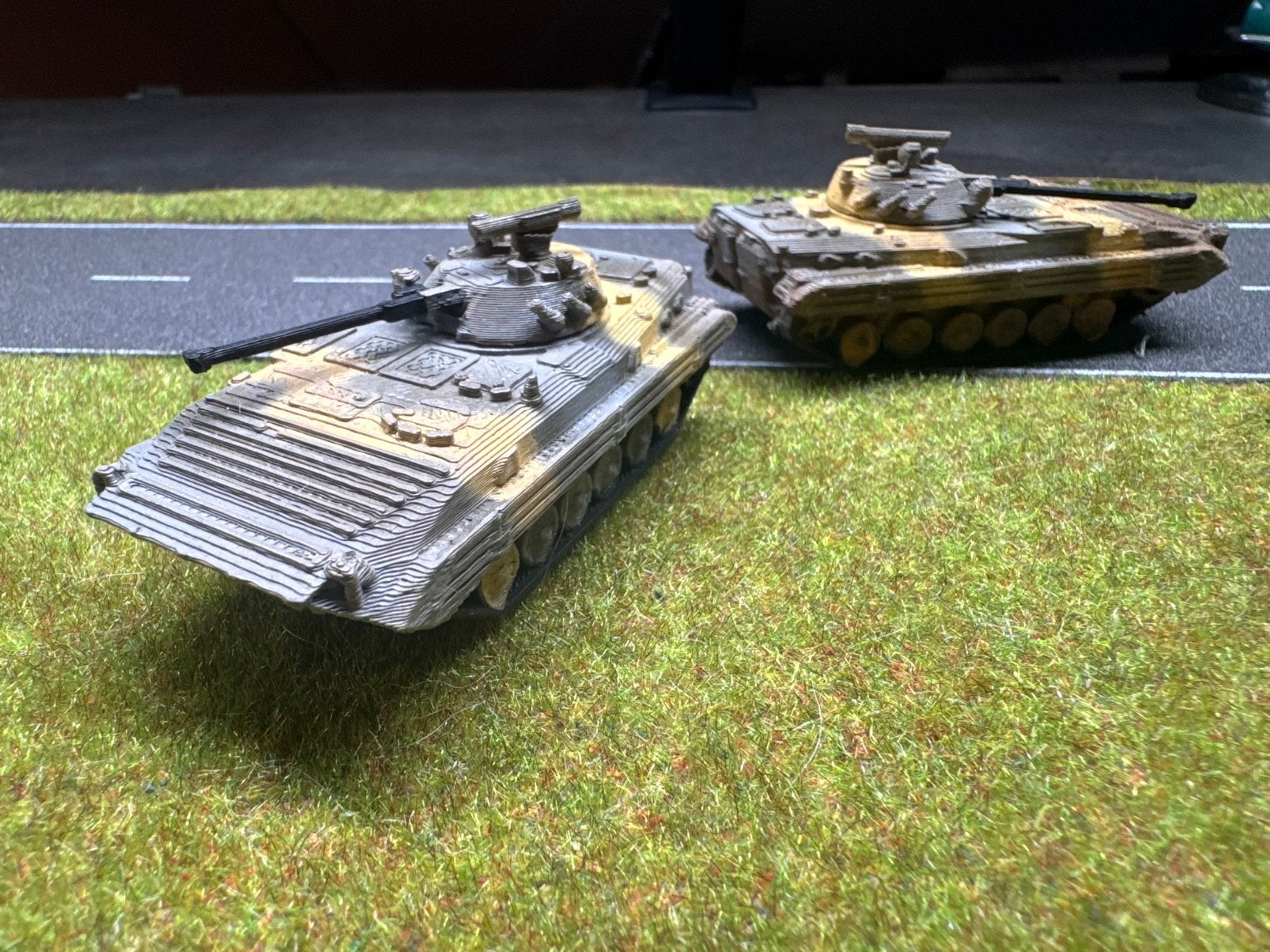 BMP 2 1:87, Ophalen of Verzenden, Zo goed als nieuw, 1:50 of kleiner, Overige merken
