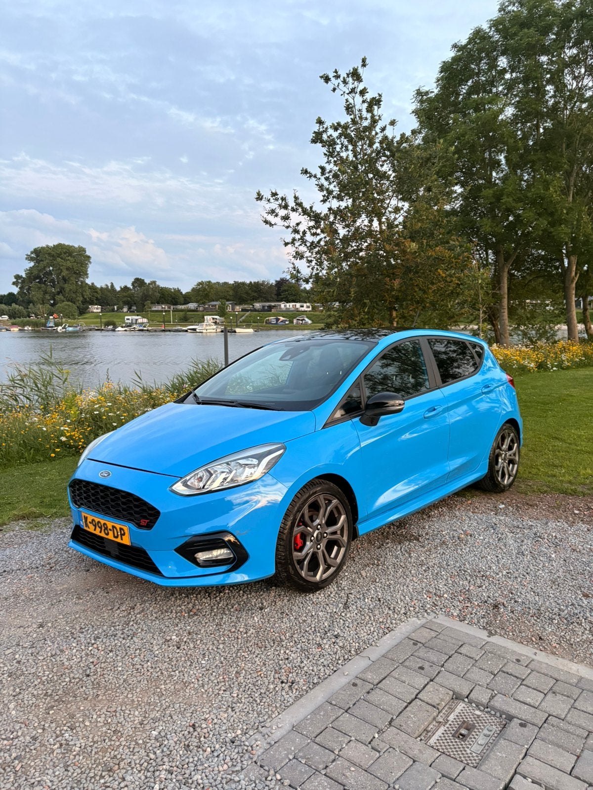 Ford Fiësta ST-line 1.0 125PK nieuwe distributie blauw, Auto's, Ford, Voorwielaandrijving, Zwart, 1064 kg, Blauw