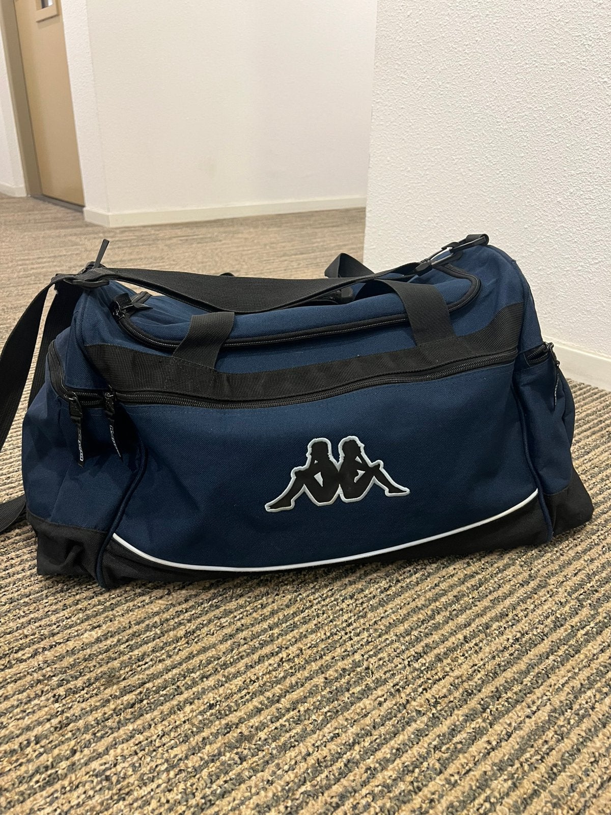 Small Blue Duffel Bag, Ophalen, Zo goed als nieuw
