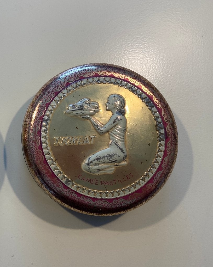 Tjoklat camee- pastilles blik, Verzamelen, Blikken, Ophalen of Verzenden, Gebruikt, Overige