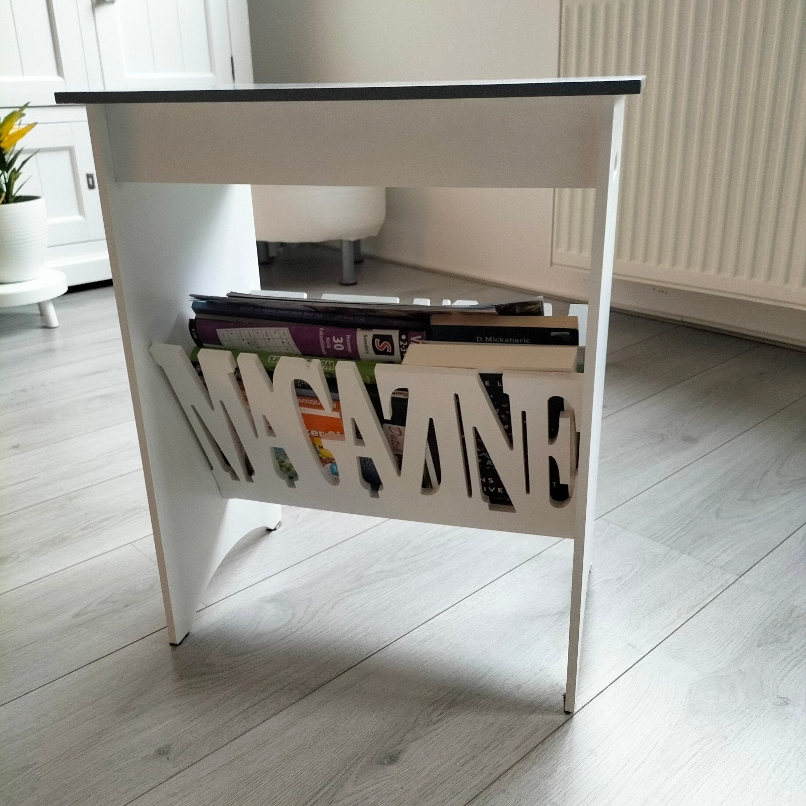Mooie nette tafeltje, Ophalen of Verzenden, Zo goed als nieuw