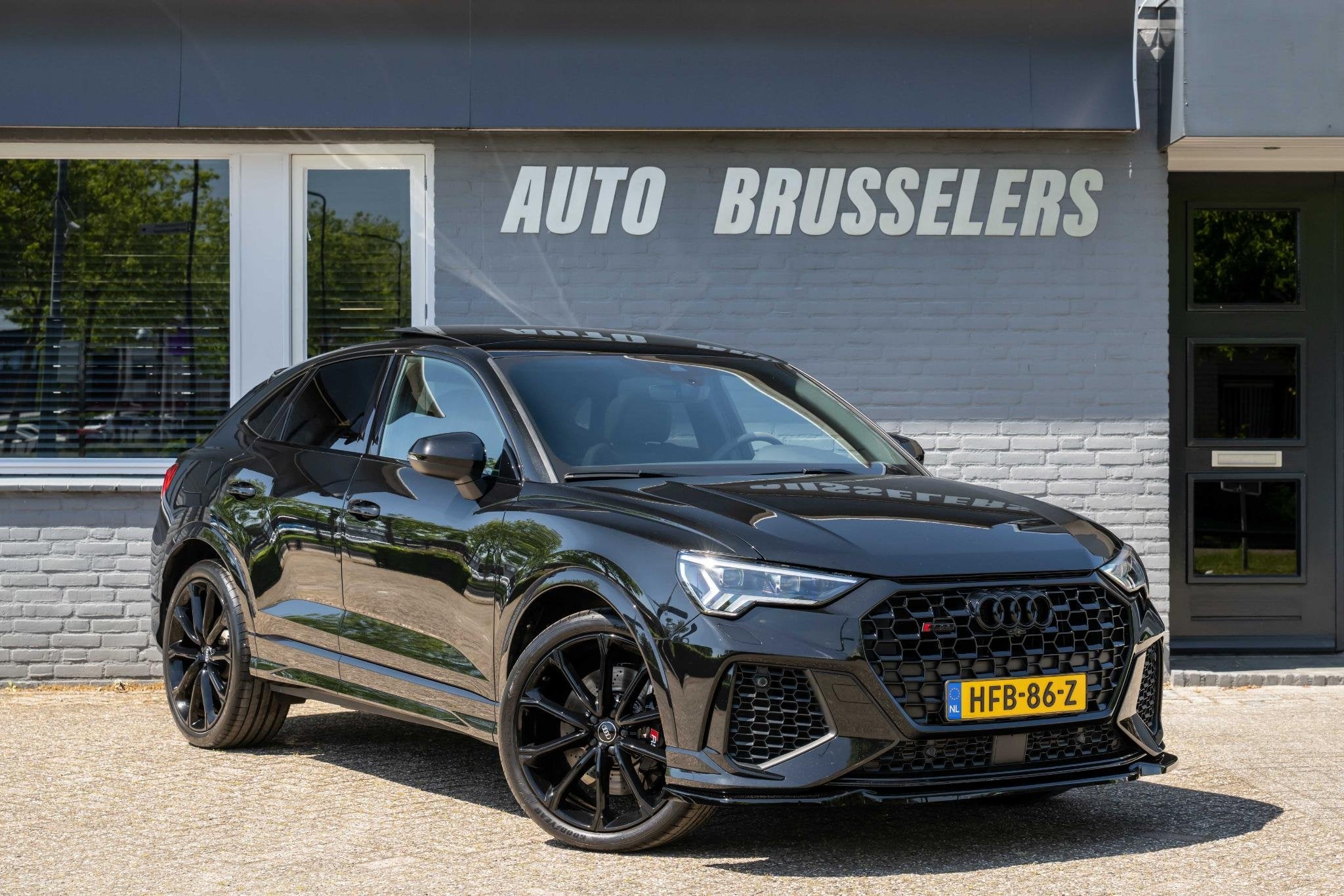 Audi RSQ3 Sportback TFSI RS Pano rood stiksel 21"LM velgen e, Automaat, Gebruikt, 1675 kg, Automatische klimaatregeling