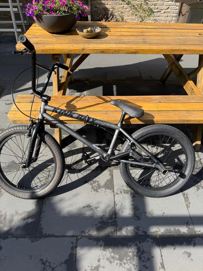 BMX Kink Mission - Perfect voor freestyle en tricks, Gebruikt, Staal, Velgrem, 20 tot 24 inch