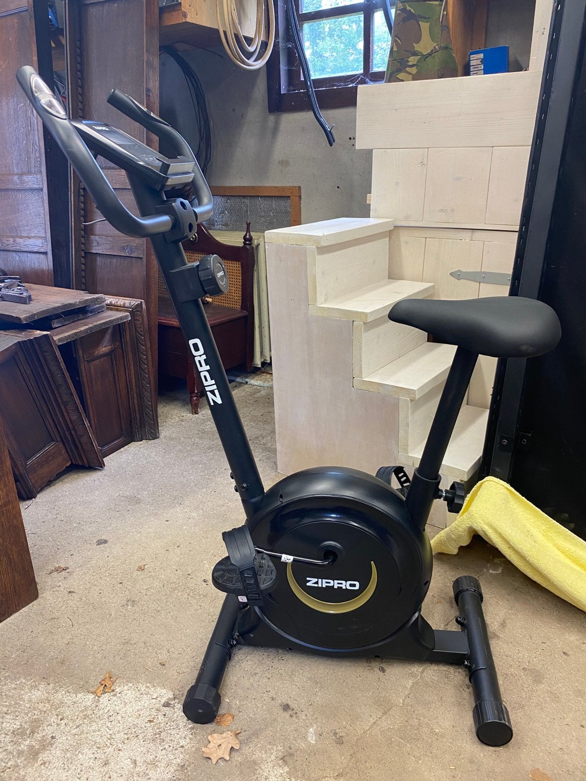 ZIPRO One S Gold Hometrainer, werkend, Ophalen, Zo goed als nieuw, Benen, Hometrainer