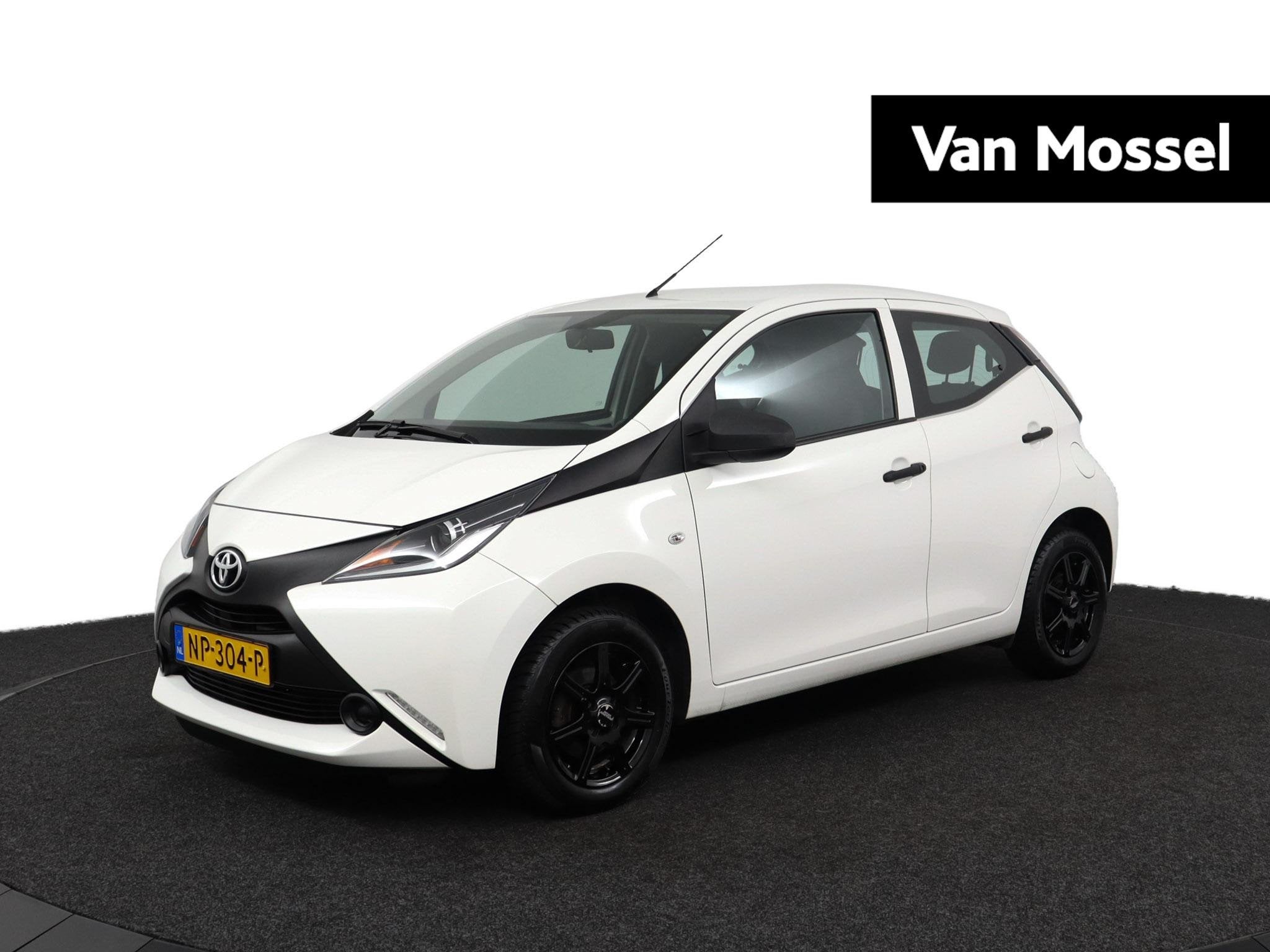 Toyota Aygo 1.0 VVT-i x-now | Airco |, Auto's, Toyota, Voorwielaandrijving, 12 maanden, Stof, Gebruikt