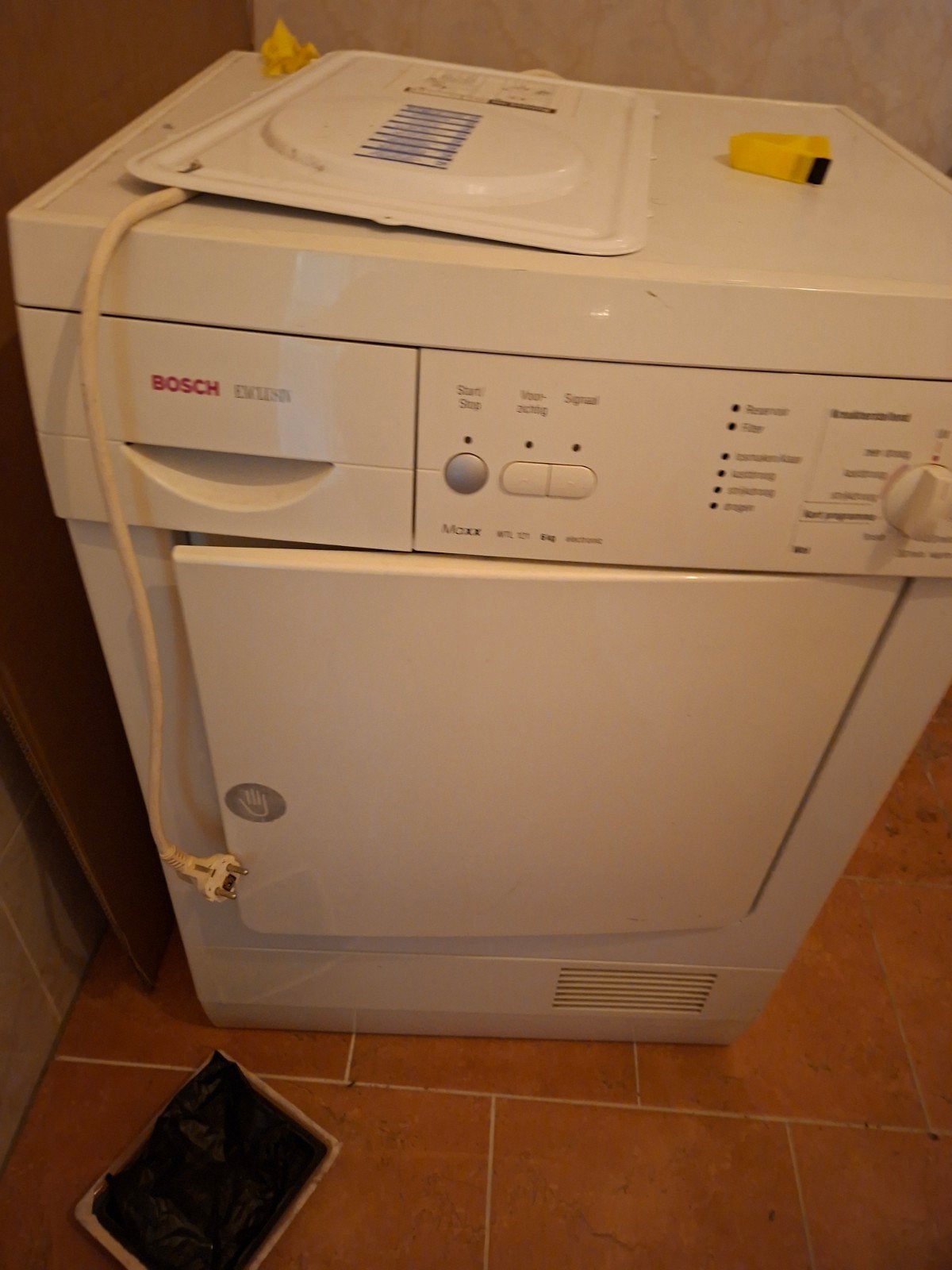 droger Gratis, Ophalen, 6 tot 8 kg, Zo goed als nieuw, 85 tot 90 cm