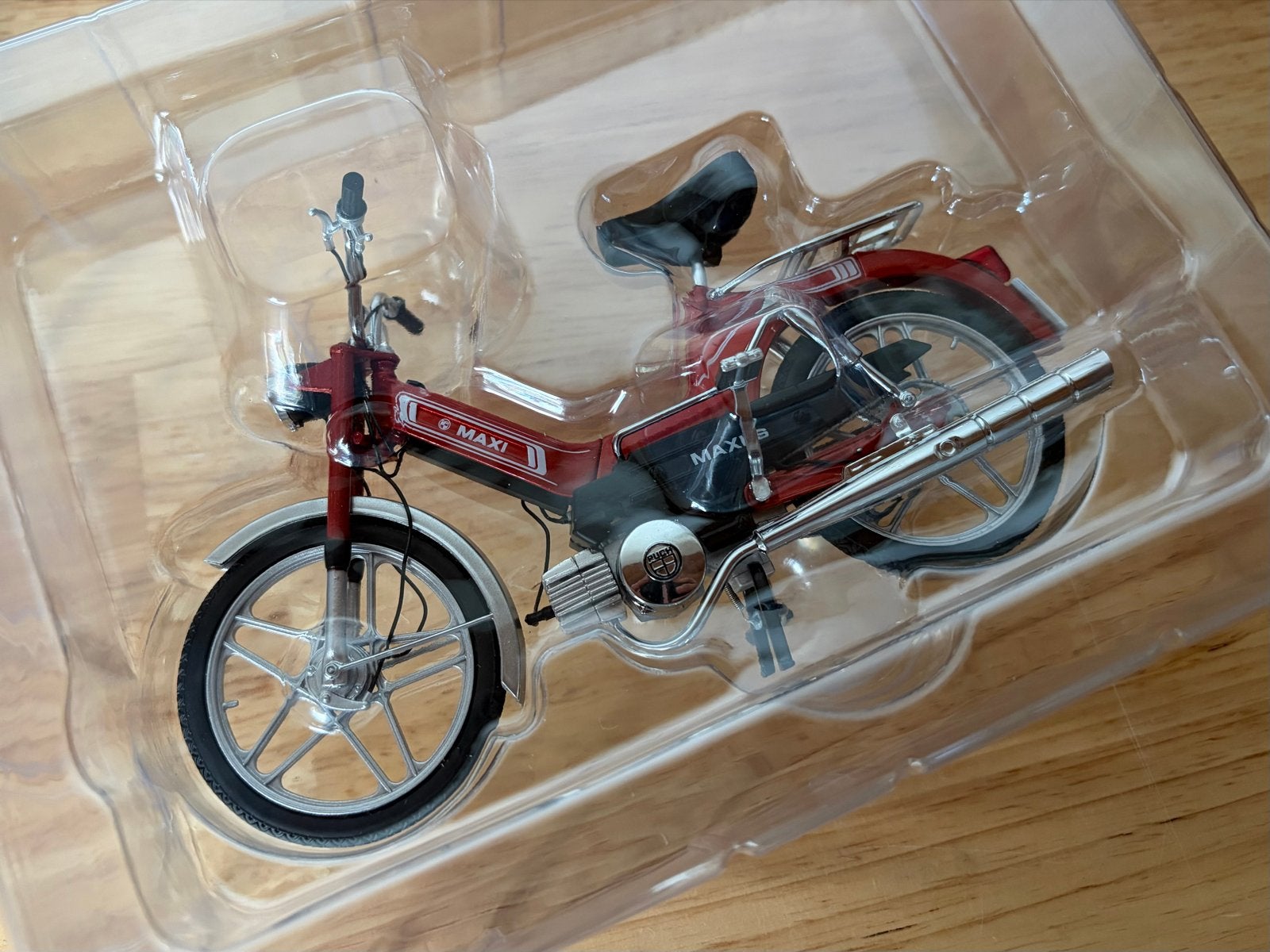 Schaalmodel Puch Maxi S 1:10 Metallic Rood, Overige merken, Nieuw, Ophalen of Verzenden, Groter dan 1:32