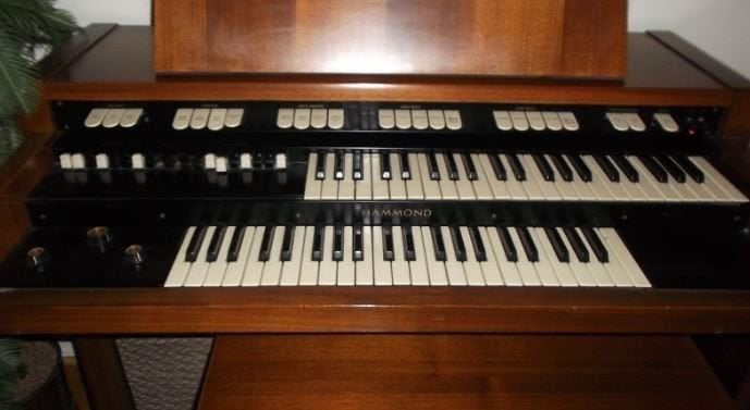 Hammond M102 te koop, + Leslie 710, Ophalen, Gebruikt, 2 klavieren, Orgel
