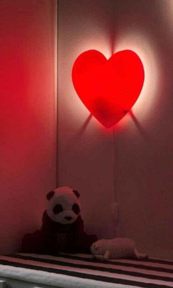 IKEA Smila Hjärta wandlamp

Rood hart, Ophalen, Nieuw