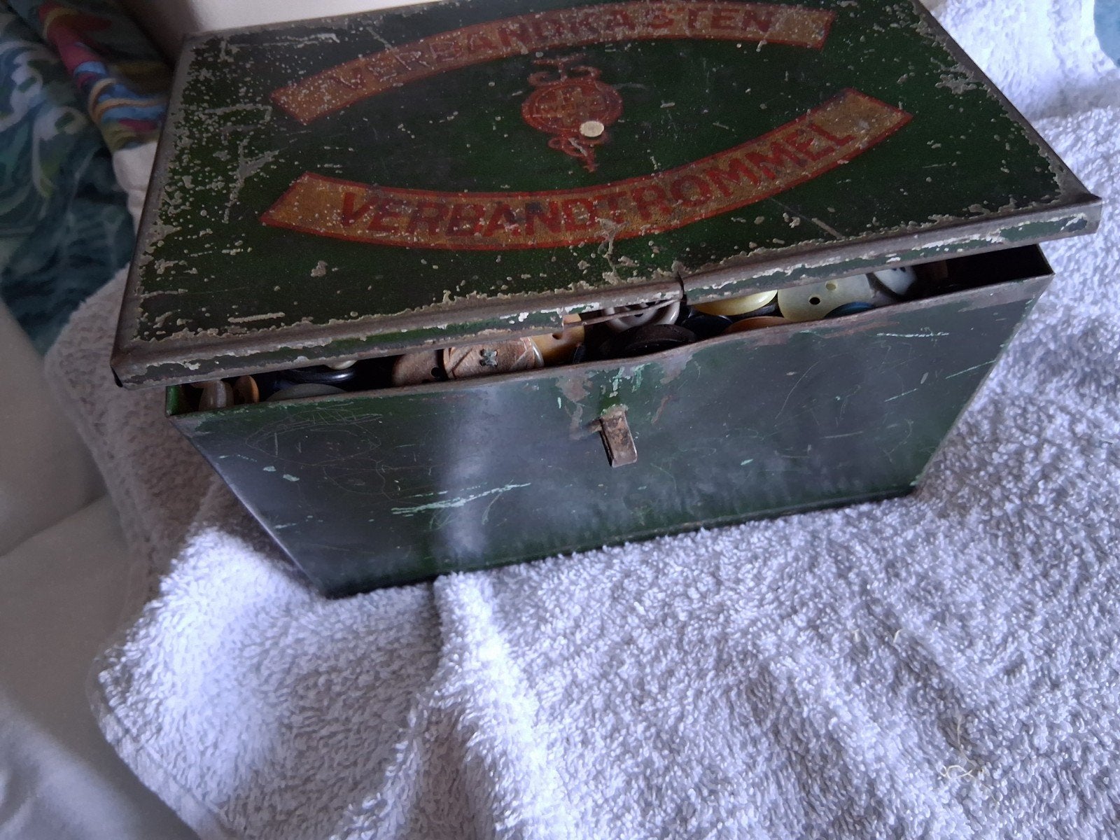 Oude Verbandtrommel / Knopendoos - ca. 80 jaar oud, Antiek en Kunst, Ophalen
