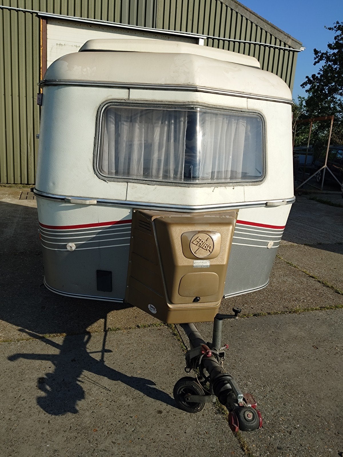 Schuurvondst 1994 Eriba Touring Pan Familia met hefdak, Standaardzit, Tot en met 2, Hefdak, Particulier