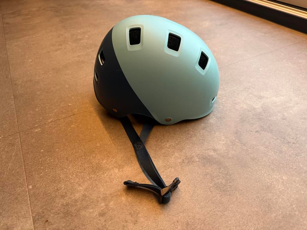 Decathlon Btwin Kinderfietshelm Maat S (52-55 cm), Ophalen of Verzenden, Zo goed als nieuw, S, Jongen of Meisje