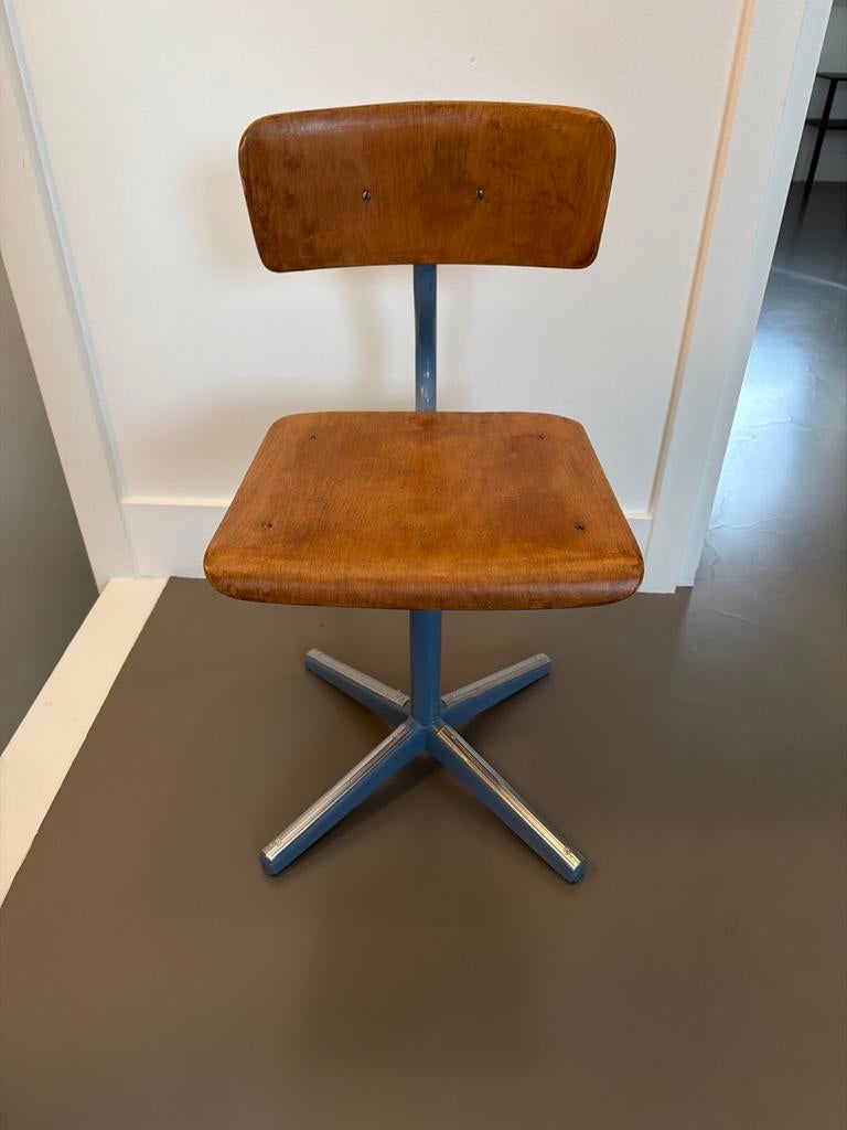 2  Vintage kinderstoeltjes, Antiek en Kunst, Antiek | Meubels | Stoelen en Banken, Ophalen