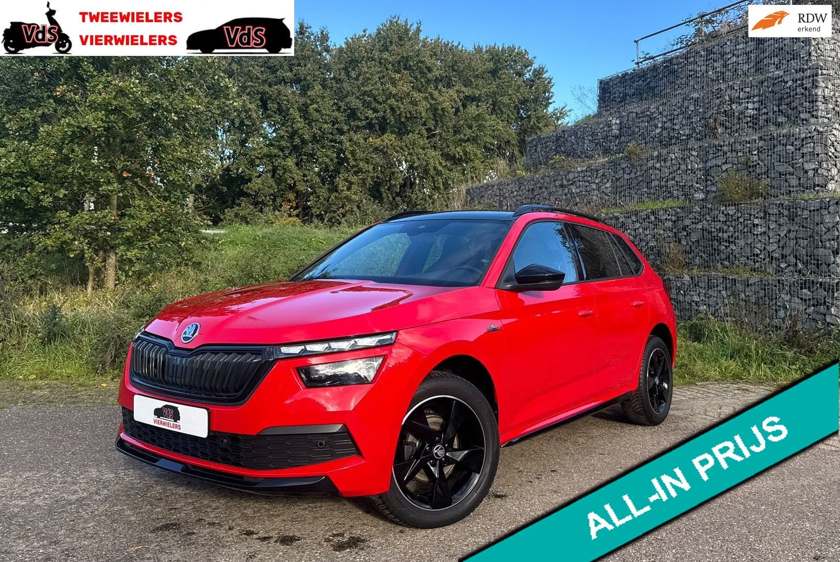 Skoda KAMIQ 1.0 TSI Monte Carlo Pano CarPlay Stoelverw Trekh, Auto's, Dealer onderhouden, Stof, Gebruikt, Euro 6