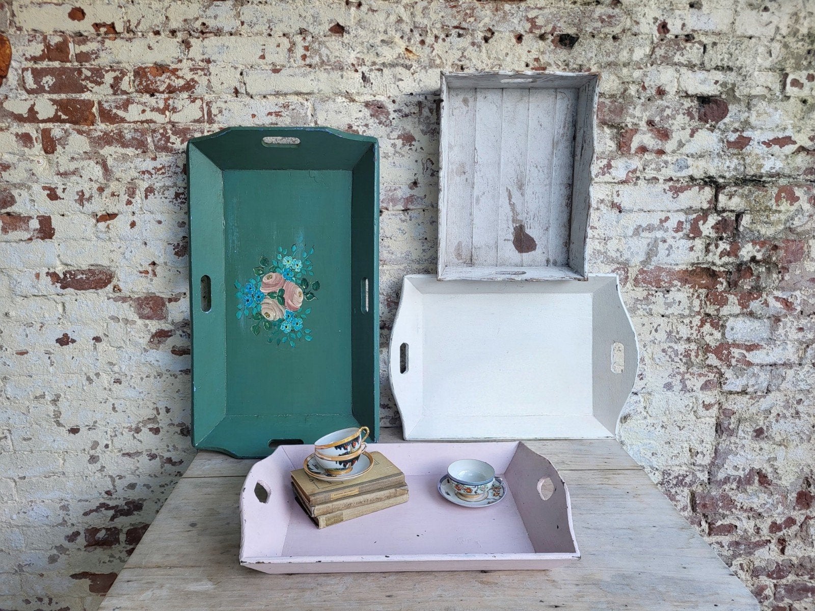 4 brocante houten dienbladen / allegonda, Huis en Inrichting, Ophalen of Verzenden, Rechthoekig, Hout