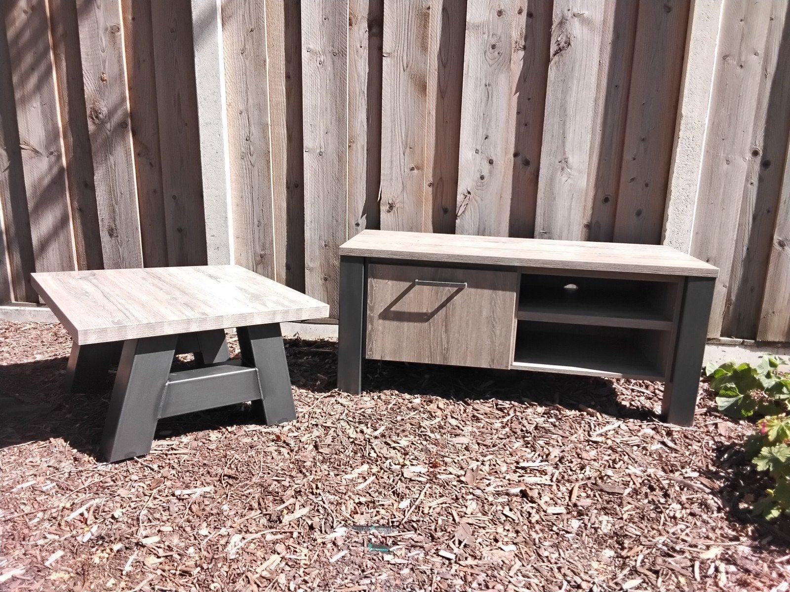 Salontafel en TV-meubel set - Eiken fineer met metalen poten, Ophalen, Zo goed als nieuw, 25 tot 50 cm, Minder dan 100 cm