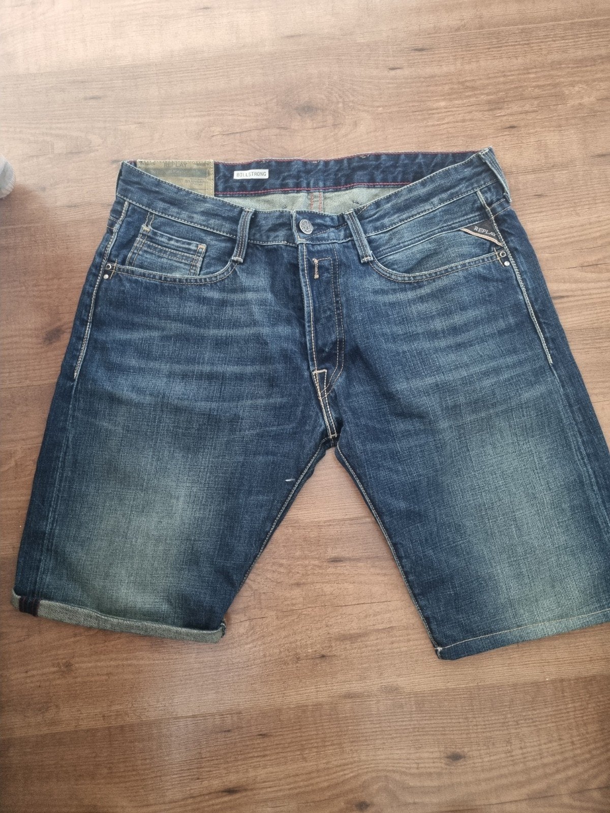 Replay  jeans spijkerbroek W 35/36 billstrong korte broek, Ophalen of Verzenden, Zo goed als nieuw, Blauw, W36 - W38 (confectie 52/54)