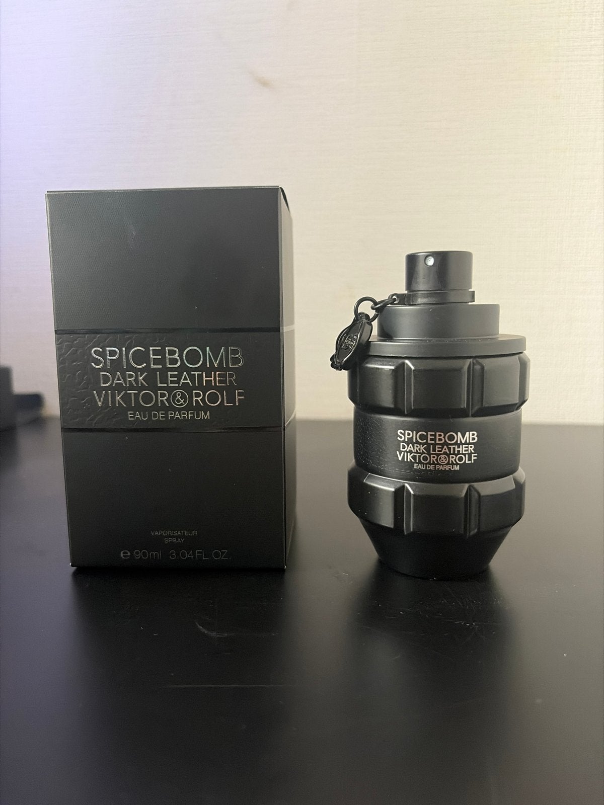 Viktor & Rolf Spicebomb Dark Leather Eau de Parfum 90ml, Ophalen of Verzenden, Nieuw
