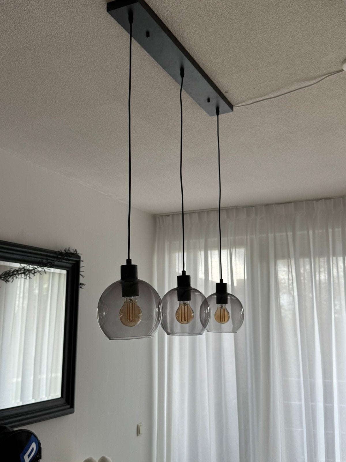 Mooie hanglamp met 3 glazen bollen, Huis en Inrichting, Ophalen, Zo goed als nieuw