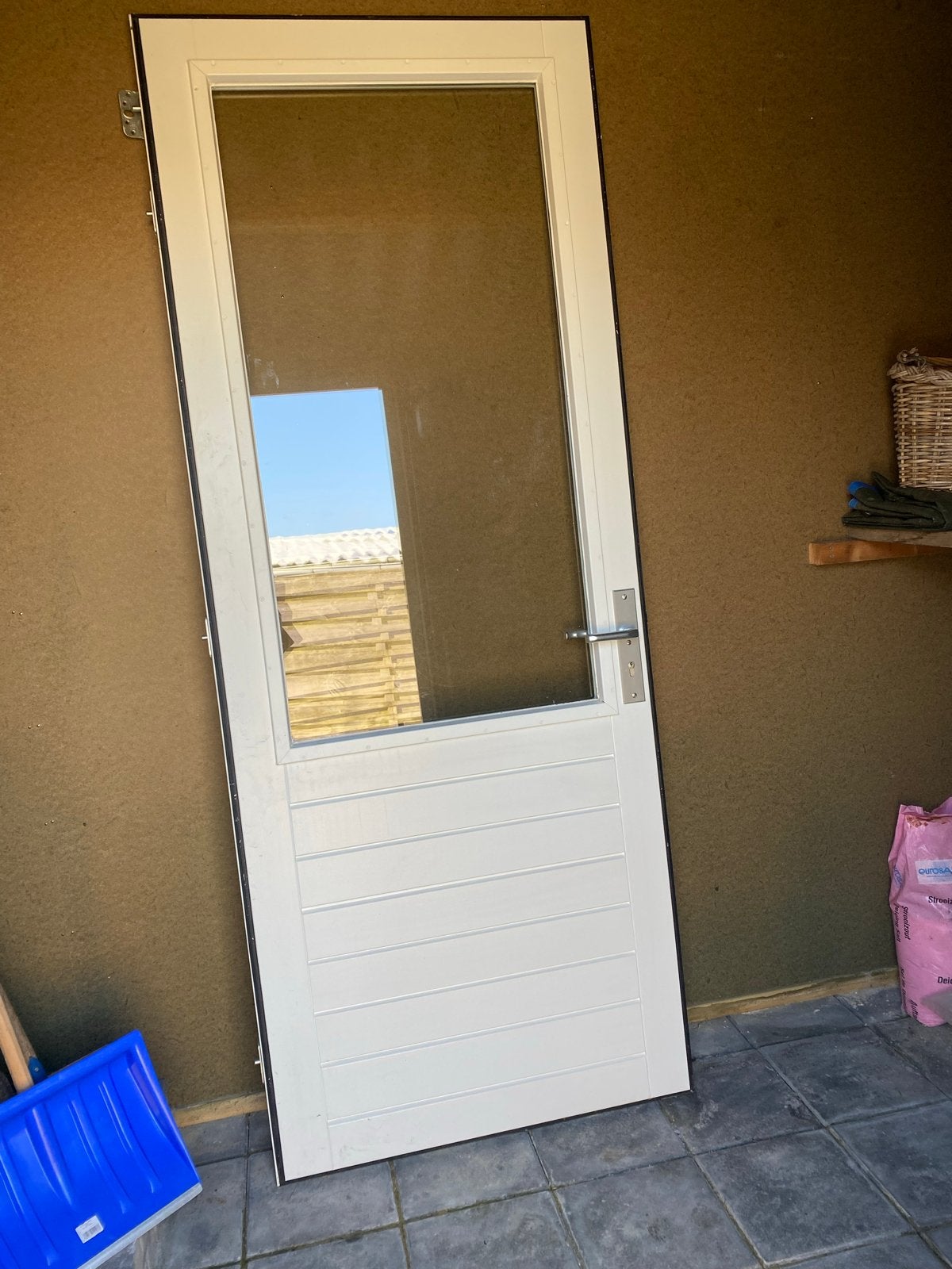 Witte buitendeur met glas en slot, Ophalen, 80 tot 100 cm, 200 tot 215 cm, Glas