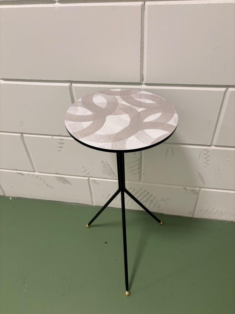 bijzettafel, Huis en Inrichting, Tafels | Bijzettafels, Minder dan 55 cm, Metaal of Aluminium, Rond, Zo goed als nieuw