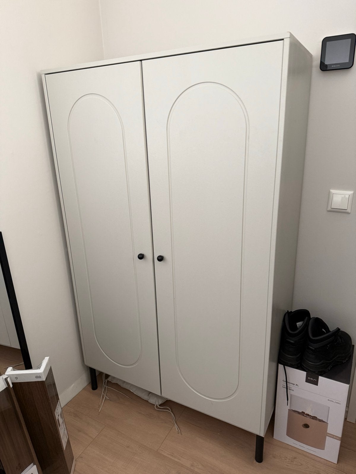 Karwei Kast Grijs - 90x40x150cm met 4 Verstelbare Planken, Huis en Inrichting, Ophalen, Met plank(en), Gebruikt, 50 tot 100 cm