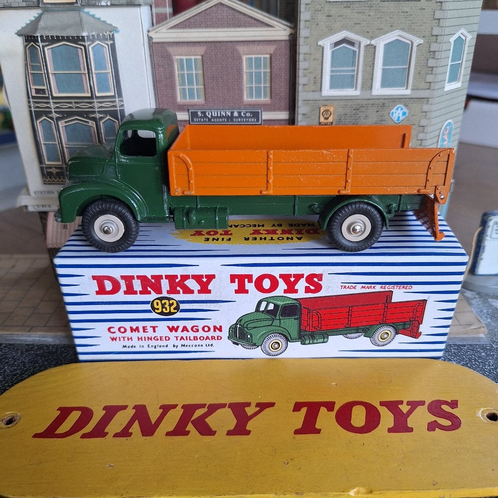 Dinky Toys, Hobby en Vrije tijd, Verzenden, Zo goed als nieuw, Auto, Dinky Toys
