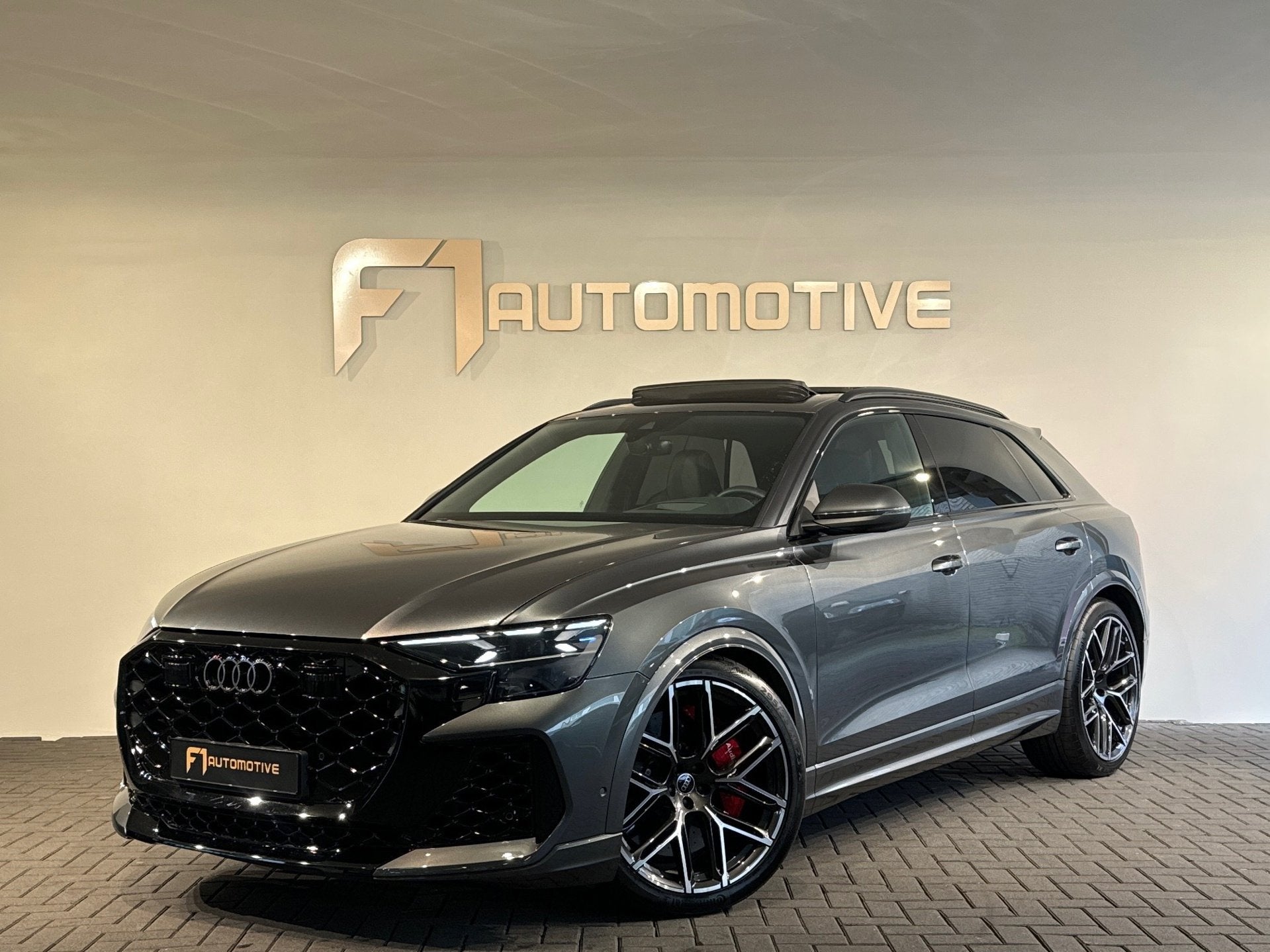 Audi RSQ8 4.0 TFSI quattro Performance Pano|Ceramic|HuD|B&O, Auto's, Gebruikt, Zwart, Leder, Bedrijf