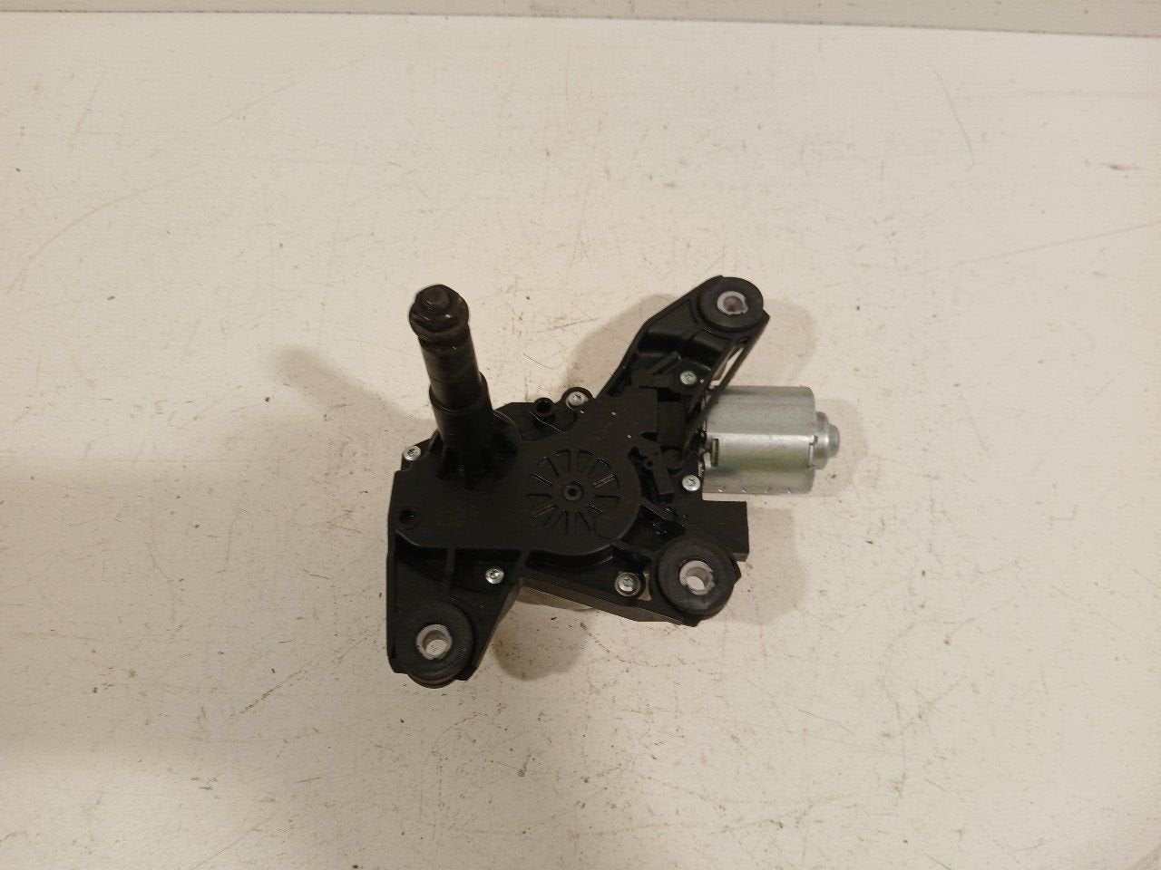 Ruitenwissermotor achter Renault Clio, Auto-onderdelen, Onderdelen@venauto.nl, Van der Ven Autorecycling B.V., Gebruikt, Ettenseweg 76, 4706 PB Roosendaal, The Netherlands