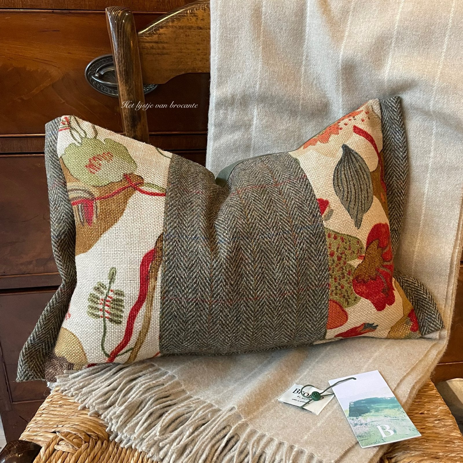Handgemaakt kussen GP&J Baker California/Harris Tweed Loden, Westdijk 41 3241 GT Middelharnis, Info@lijstjevanbrocante.nl, Ophalen of Verzenden