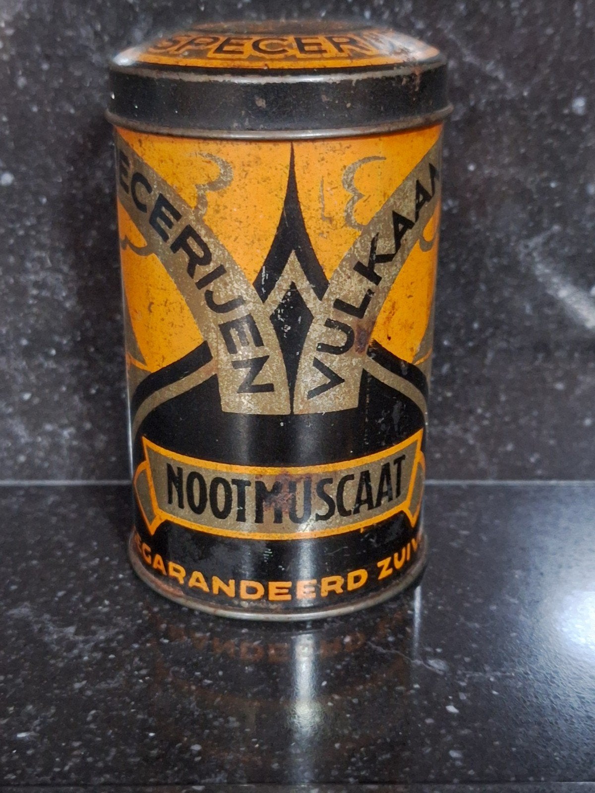Vintage Specerijen Vulkaan Nootmuskaat Blik, Ophalen of Verzenden