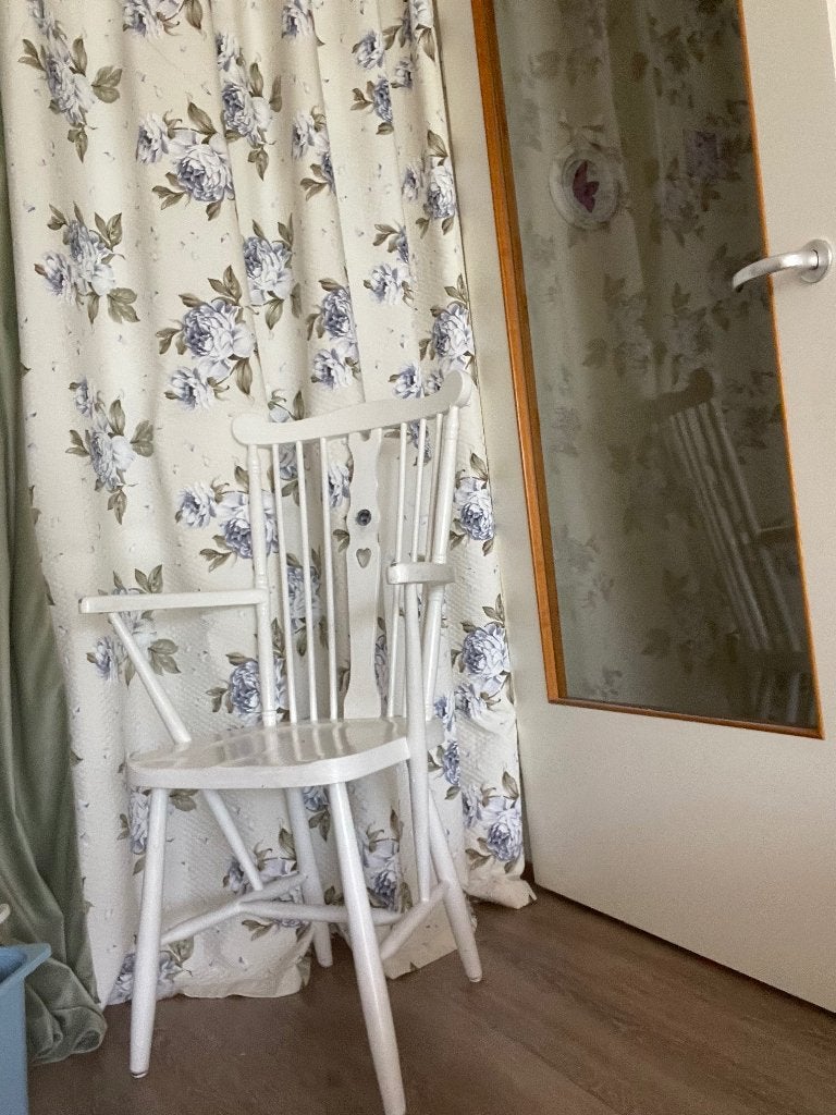 stevige houten stoel, Gebruikt, Wit, Ophalen of Verzenden, Eén