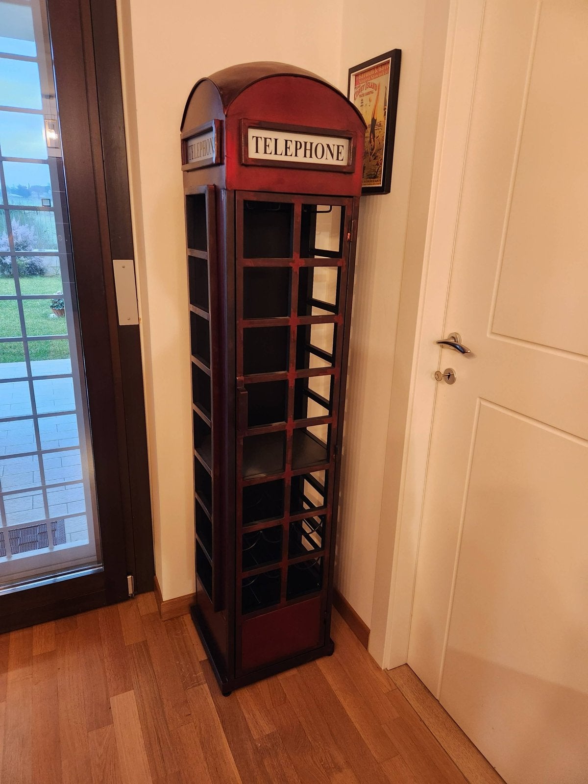 Wijnrek in de vorm van een Engelse telefooncel, Gebruikt, 15 tot 25 flessen, Ophalen of Verzenden, 75 – 100