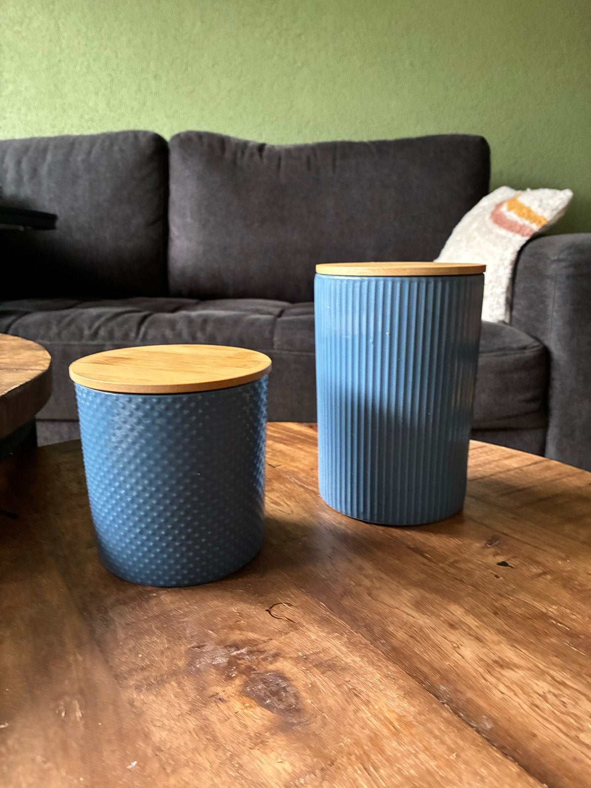 Set van 2 blauwe voorraadpotten met bamboe deksel, Gebruikt, Blauw, Ophalen of Verzenden, Modern