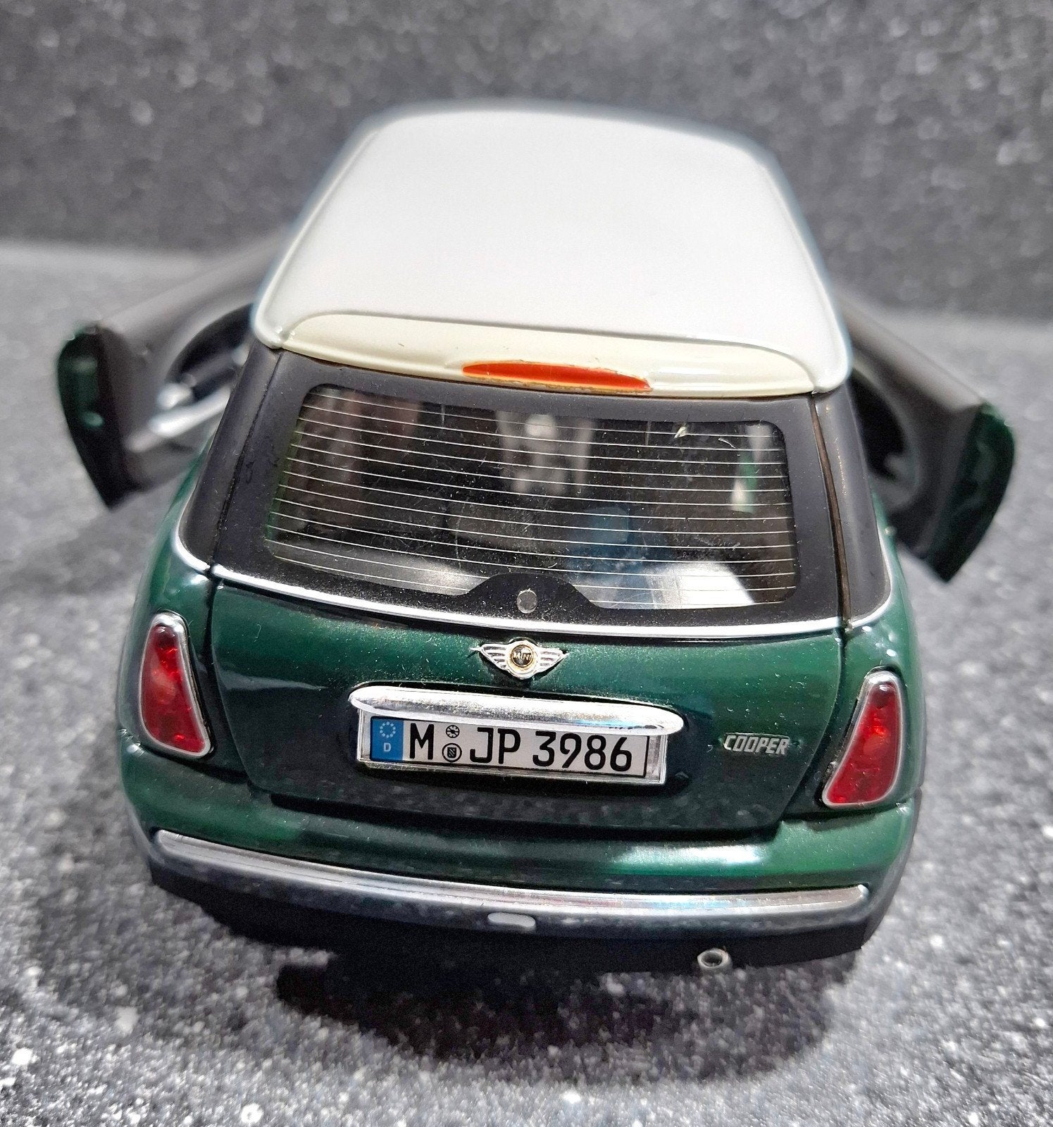 Burago Mini Cooper 1/18, Ophalen of Verzenden, Bburago
