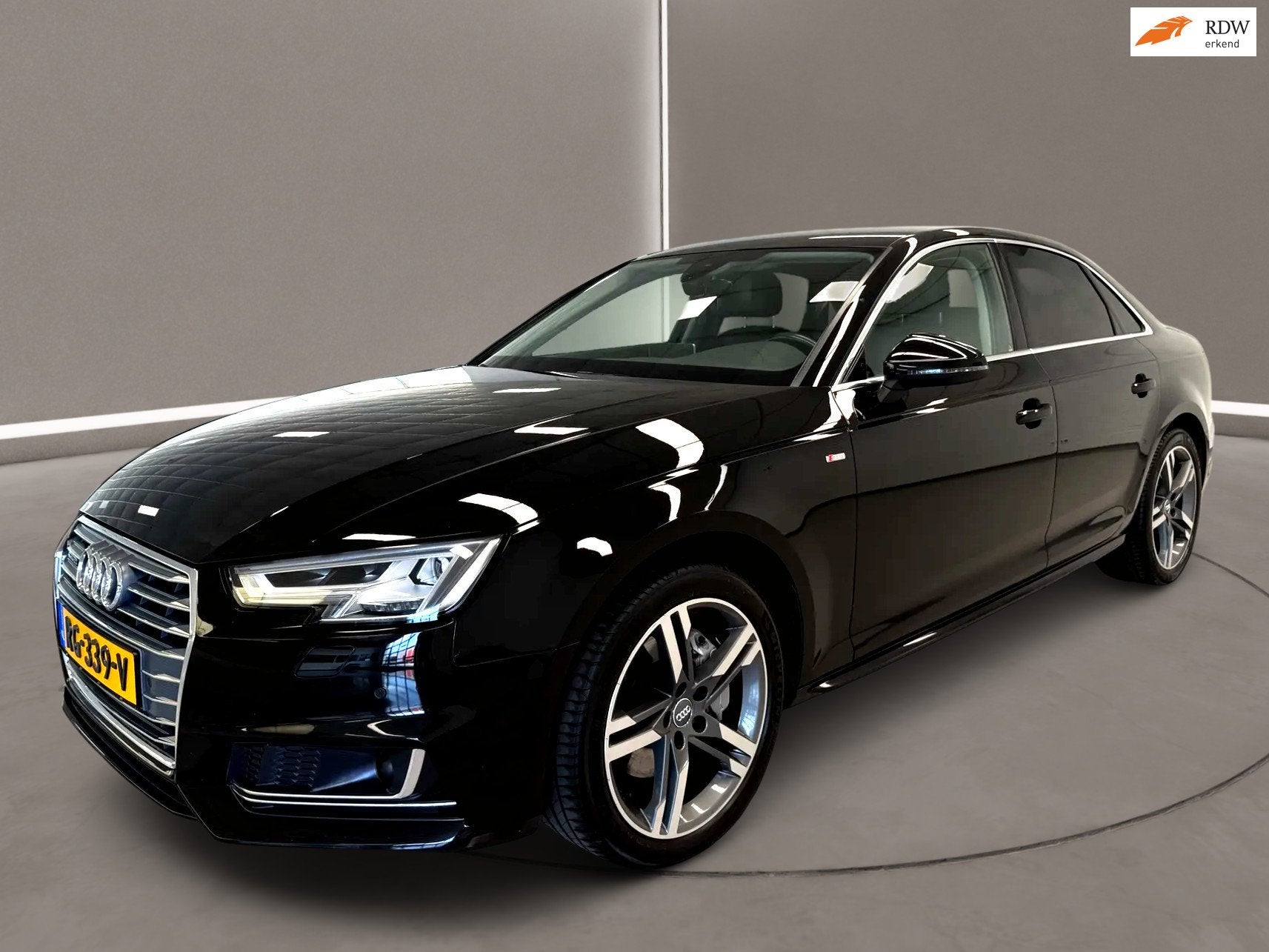 Audi A4 Limousine 2.0 TDI quattro Sport S-Line 190 Pk Automa, Automaat, Euro 6, A4, Zwart