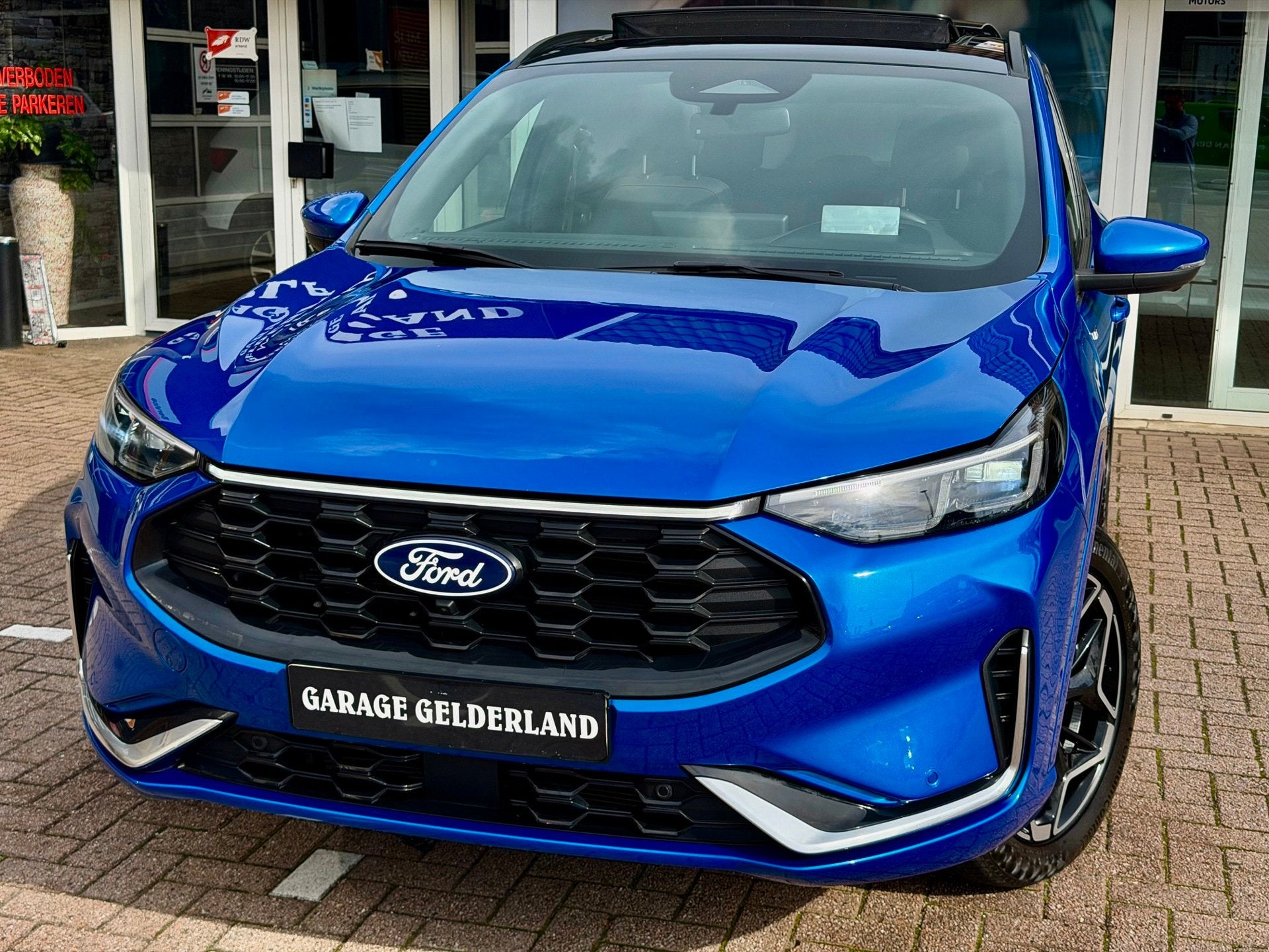 Ford Kuga 2.5 PHEV ST-Line X | PANO | VIRTUAL-COCKPIT | FULL, Auto's, Dealer onderhouden, Gebruikt, Zwart, 4 cilinders