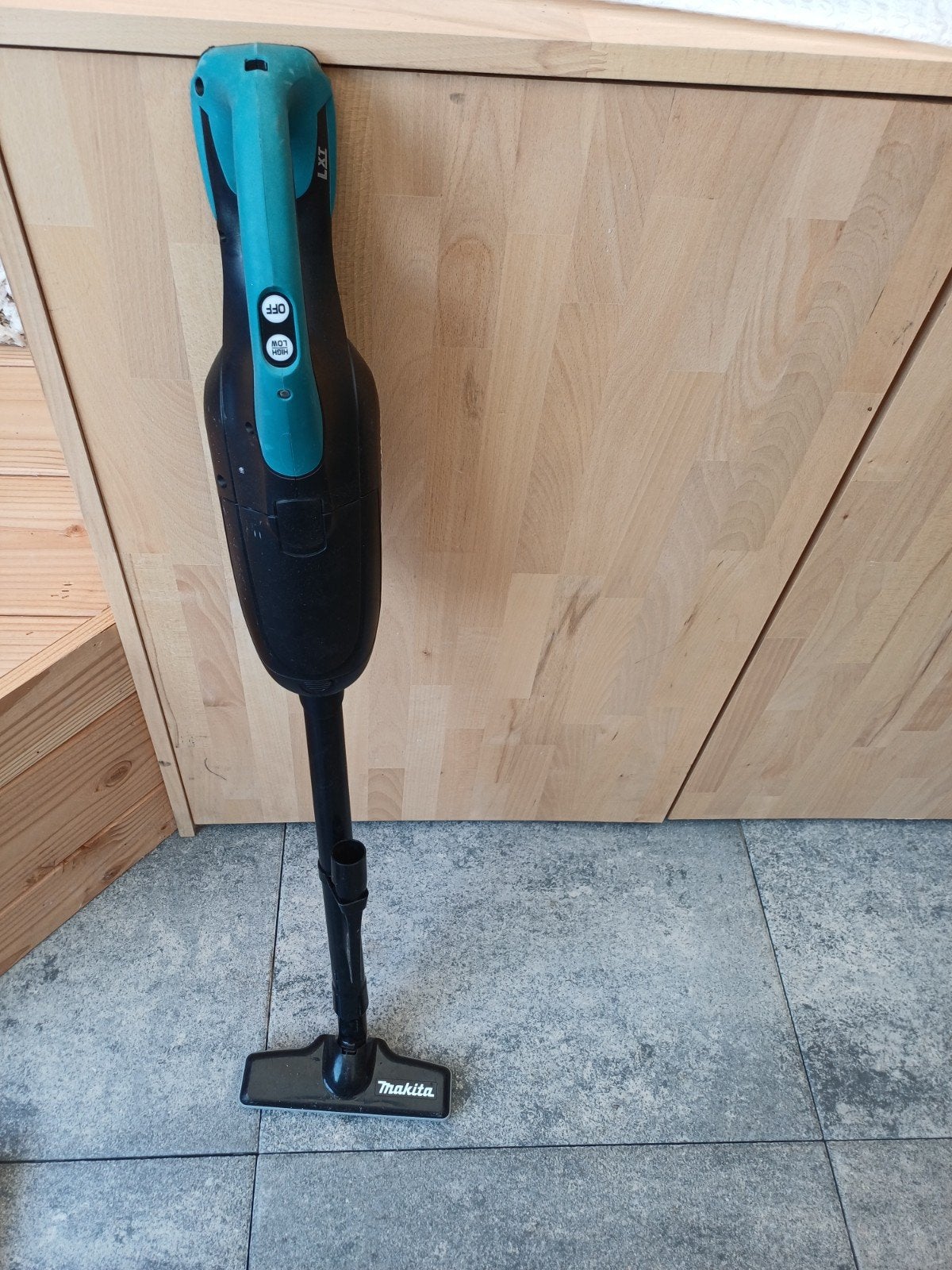 Makita DCL182 Draadloze Stofzuiger - Compact en Krachtig, Witgoed en Apparatuur, Stofzuigers, Gebruikt, Kruimeldief, Draadloos