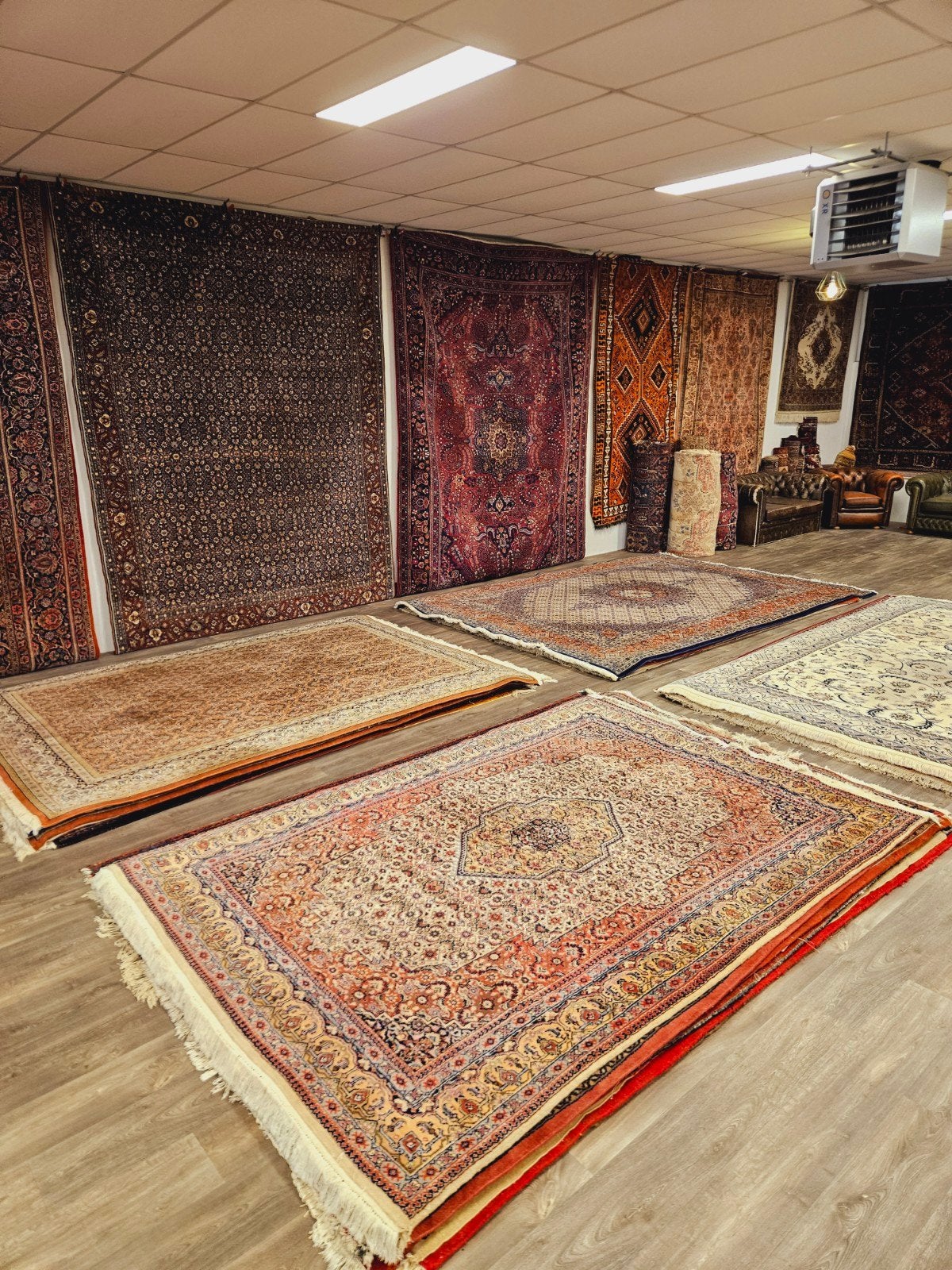 TAPIJTEN VERKOOP vrijdag en zaterdag 23 & 24 oktober WEG=WEG, Blauw, Perzisch, 200 cm of meer