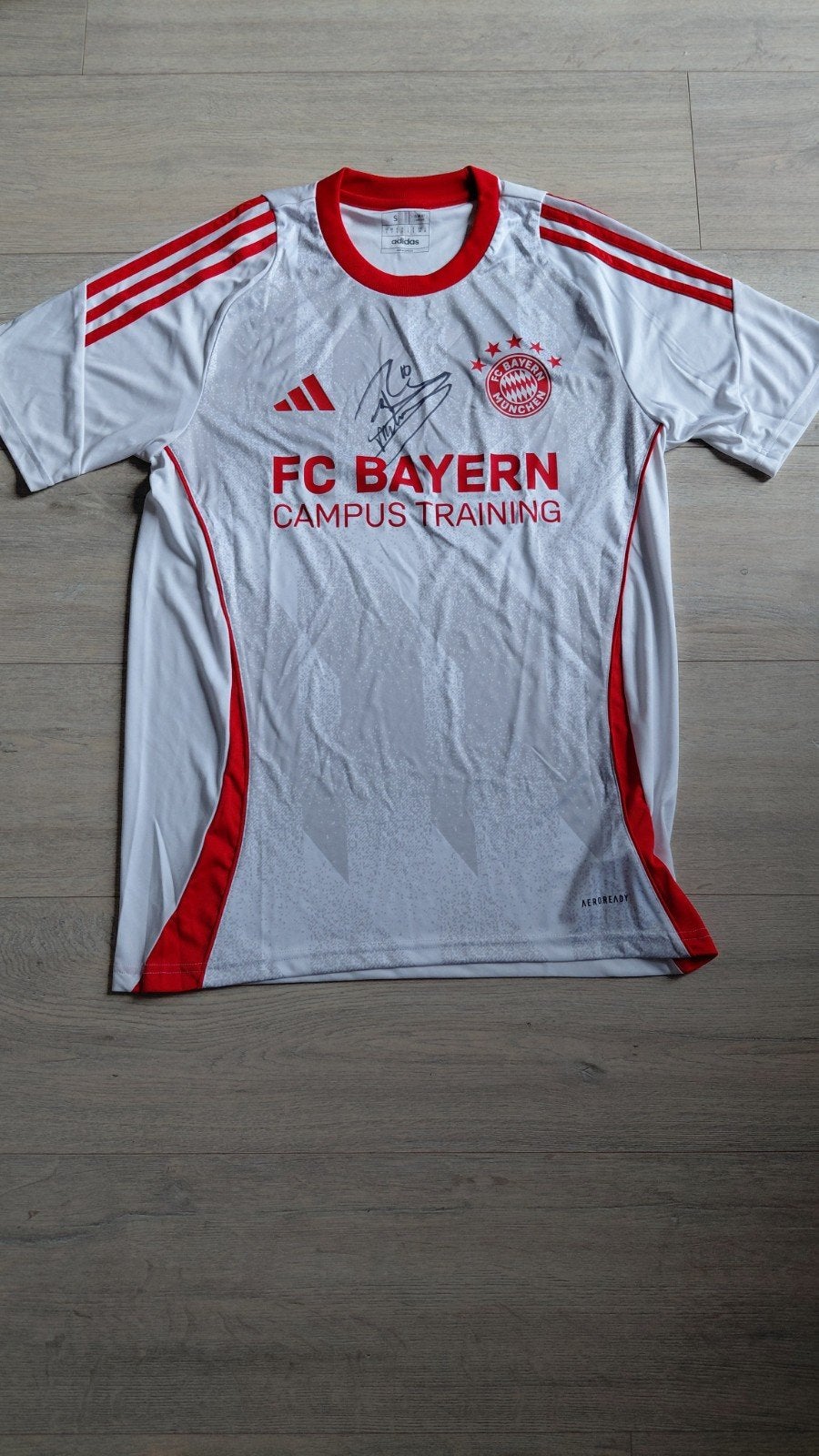 FC Bayern München shirt gesigneerd door Roy Makaay (S), Ophalen of Verzenden, Nieuw, Maat 46 (S) of kleiner, Adidas