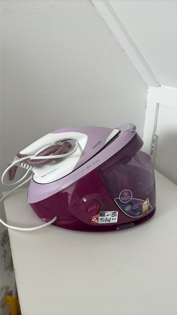 Philips PerfectCare Expert Plus Stoomgenerator Strijkijzer, Ophalen of Verzenden, Zo goed als nieuw, Strijkijzer met snoer