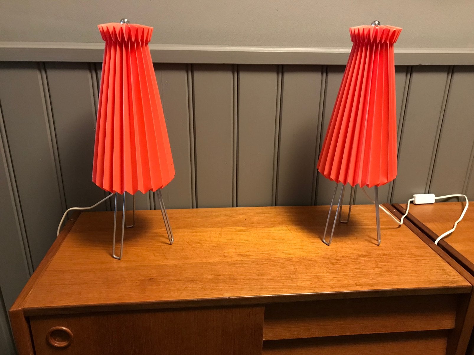 (SET) Retro plissé lampen tripod BULLET (2x!) ❤️ ❤️, Huis en Inrichting, Lampen | Tafellampen, Met schakelaar, Gebruikt, Vintage